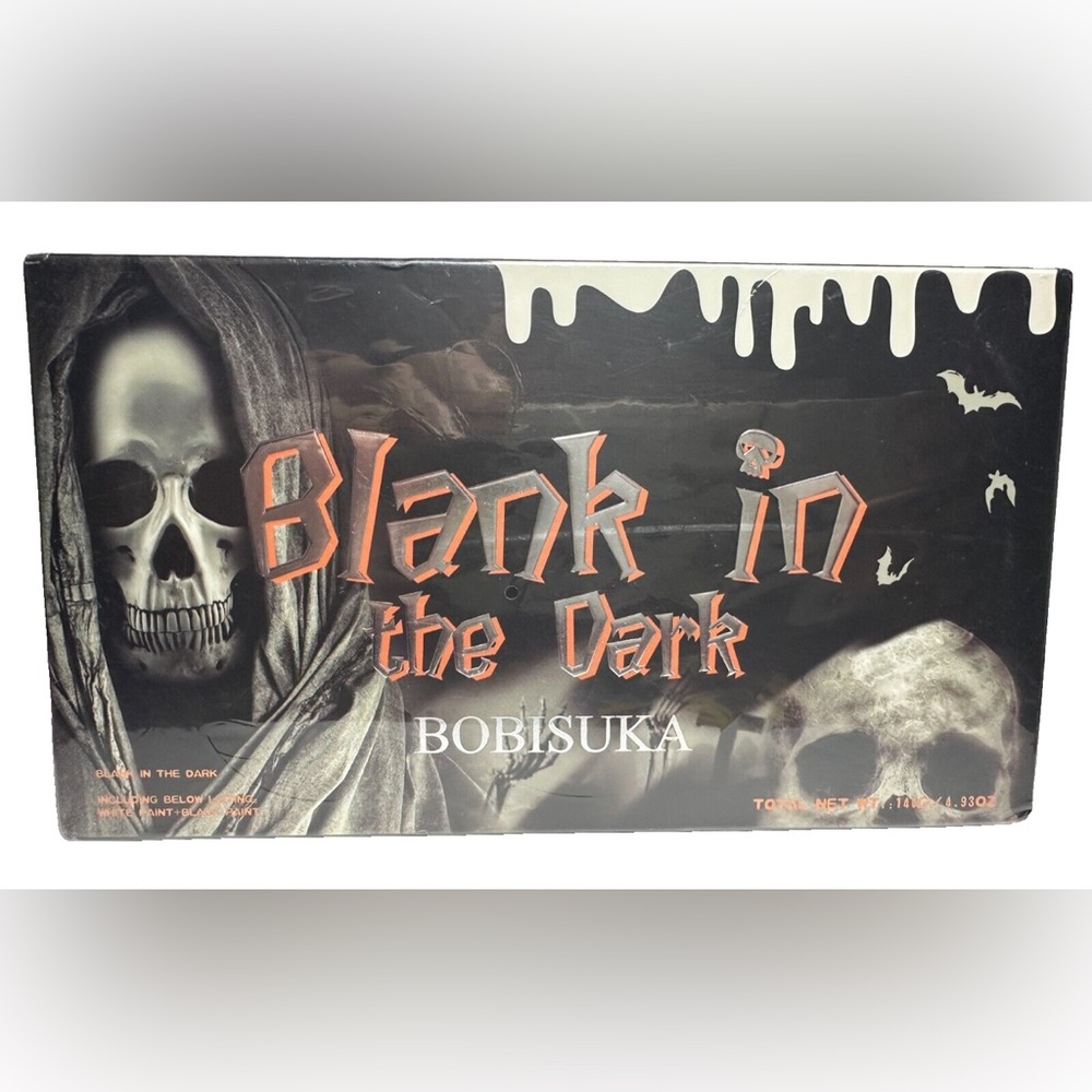 Bobisuka Makeup Palette with Spooky Design